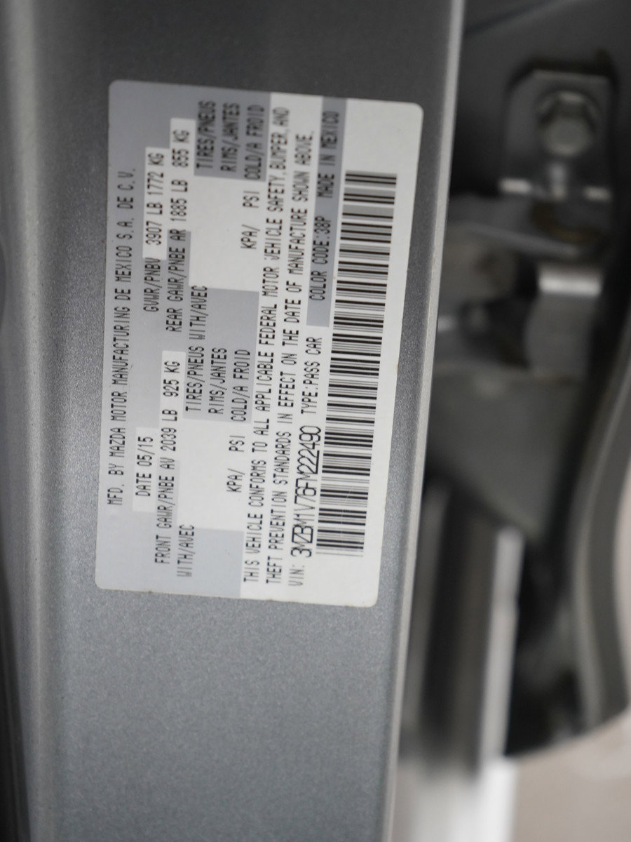 Used 2015 MAZDA MAZDA3 i Touring FWD image 28