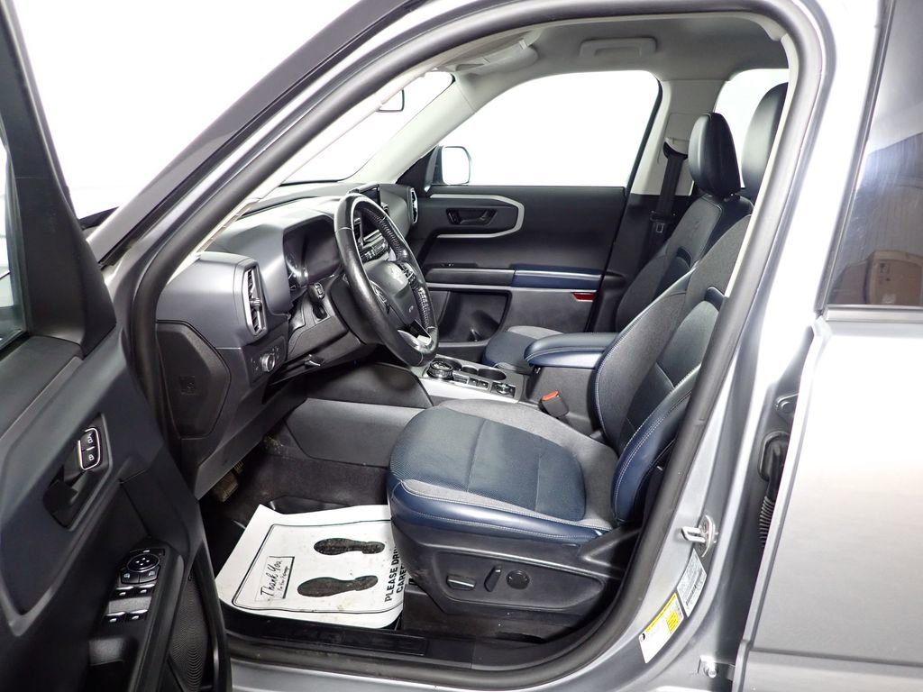 Used 2021 Ford Bronco Sport Outer Banks w/ Outer Banks Package (96D) image 20