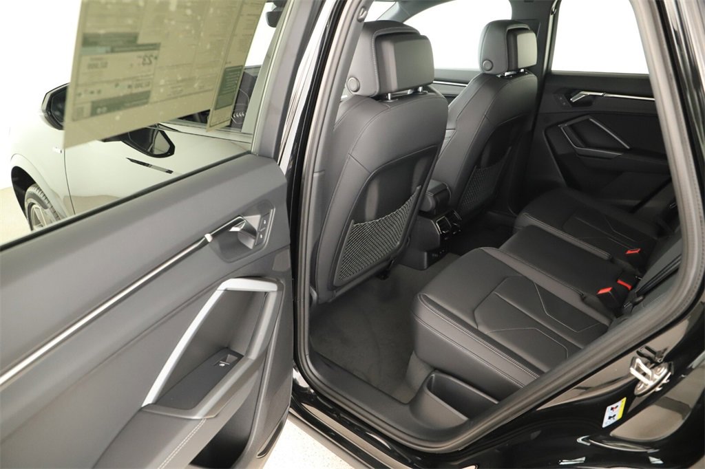 New 2025 Audi Q3 2.0T Premium image 27