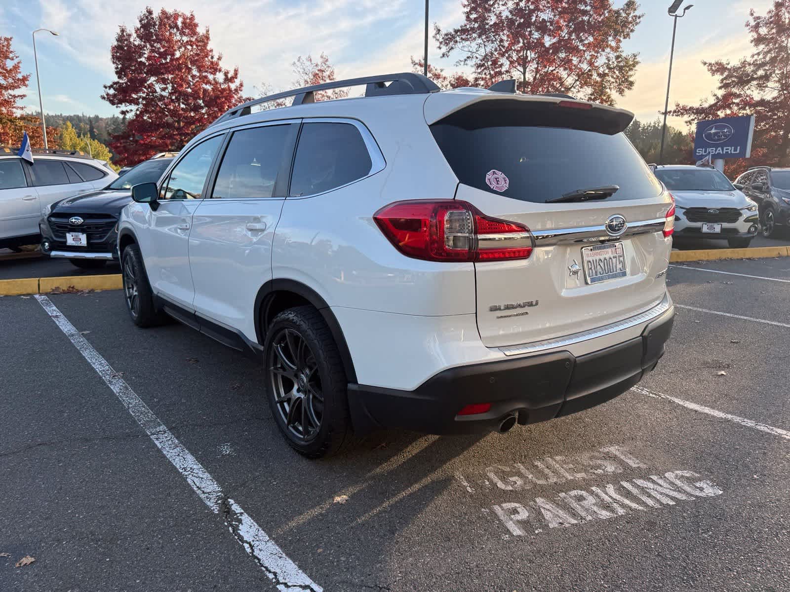 Used 2020 Subaru Ascent Premium AWD/4WD image 2