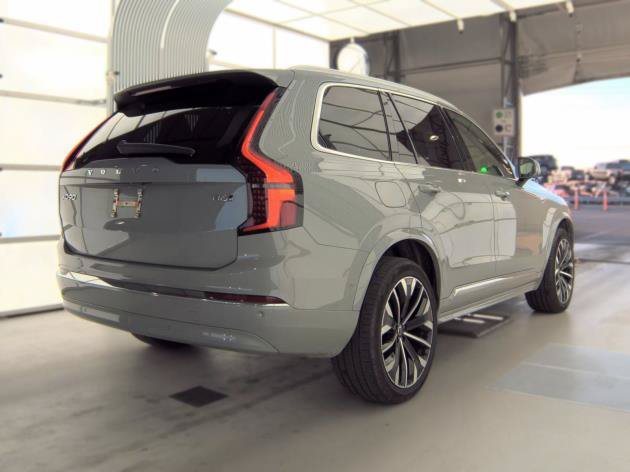 Used 2026 Volvo XC90 B6 Plus AWD/4WD image 4
