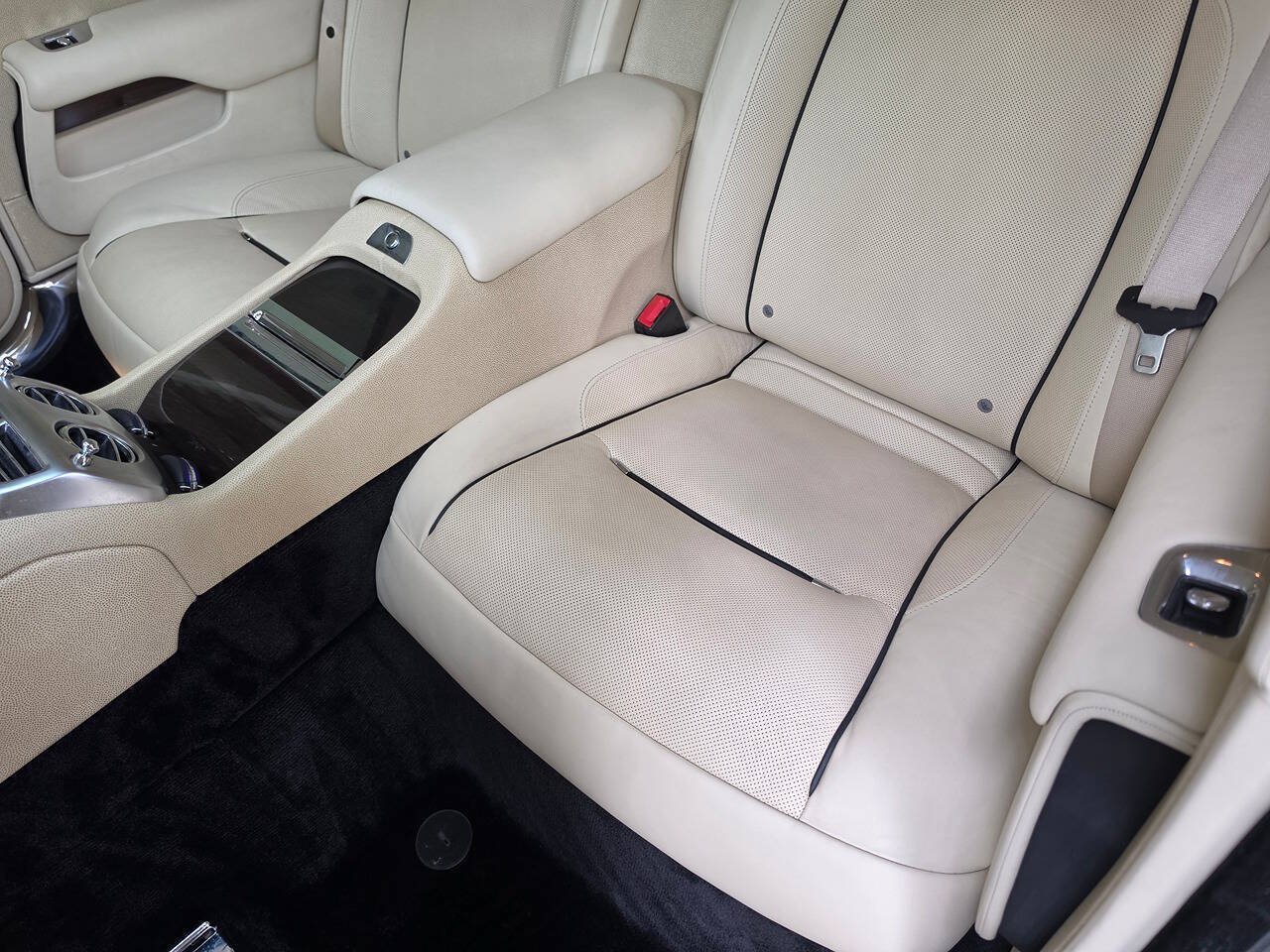 Used 2014 Rolls-Royce Wraith RWD image 66