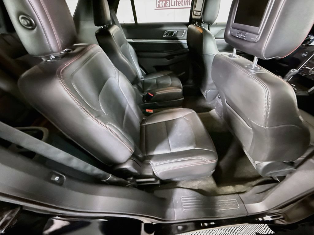 Used 2018 Ford Explorer Sport w/ Equipment Group 401A AWD/4WD image 29