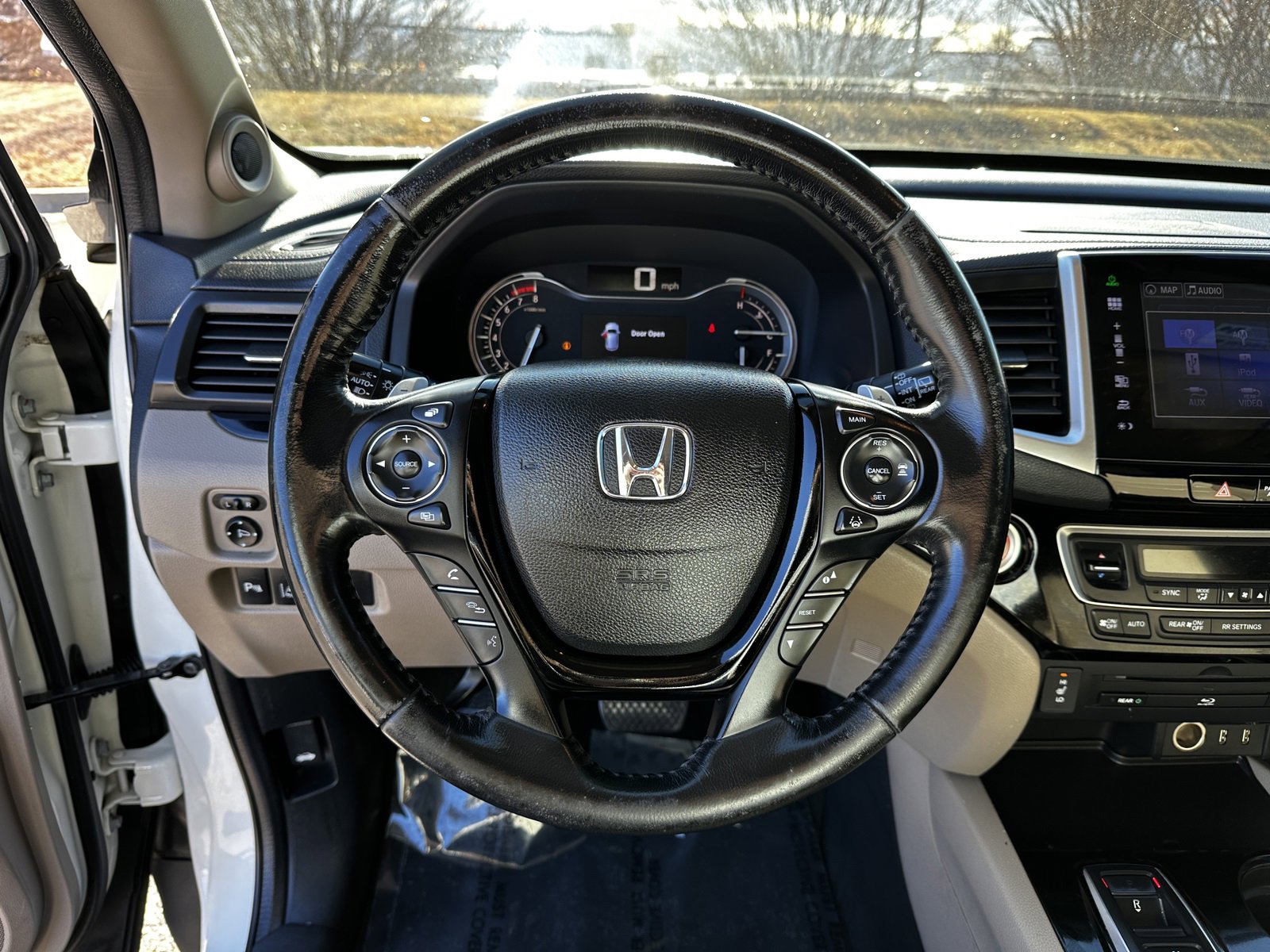 Used 2016 Honda Pilot Touring image 26