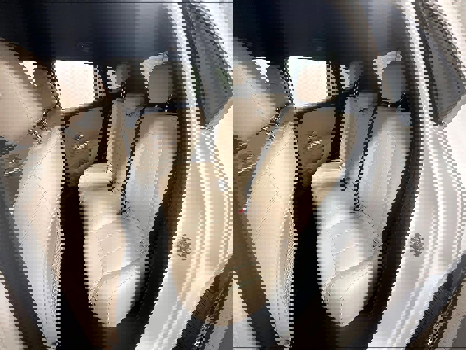 Used 2025 Mercedes-Benz GLA 250 4MATIC image 15