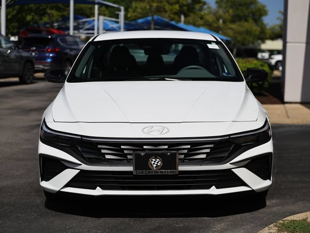 Used 2025 Hyundai Elantra Sport FWD image 13