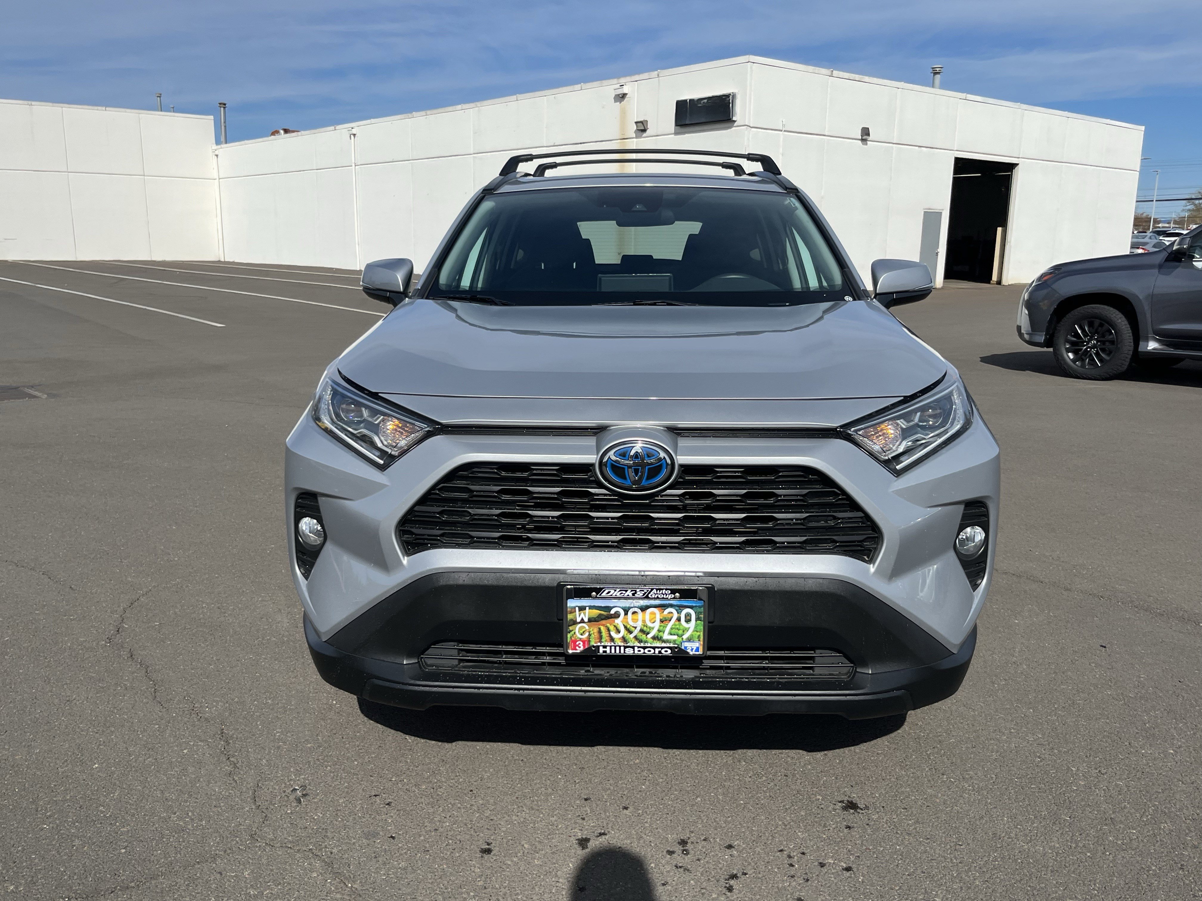 Used 2021 Toyota RAV4 XLE w/ Convenience Package image 14