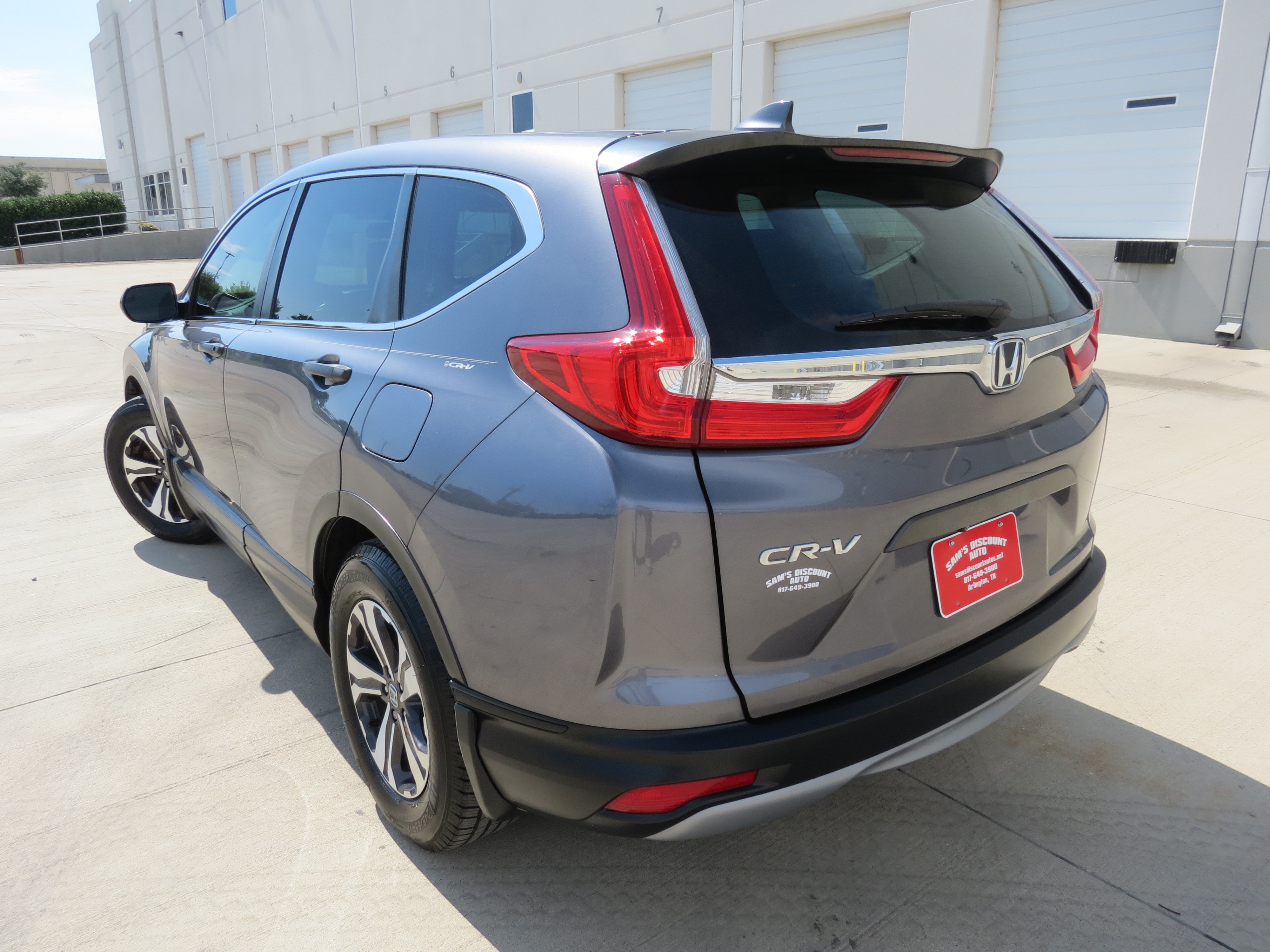 Used 2018 Honda CR-V LX image 5