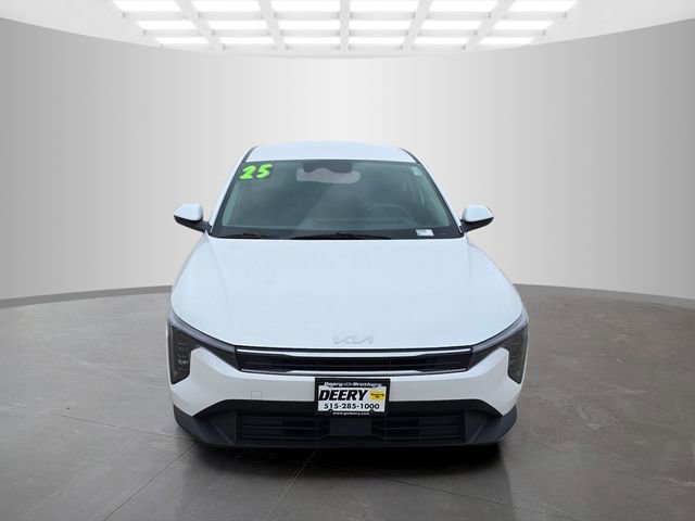 Used 2025 Kia K4 LXS FWD image 3