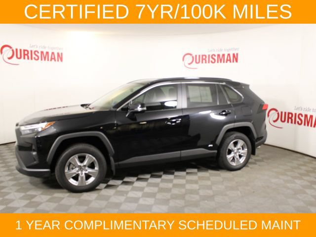 Used 2025 Toyota RAV4 XLE AWD/4WD image 4