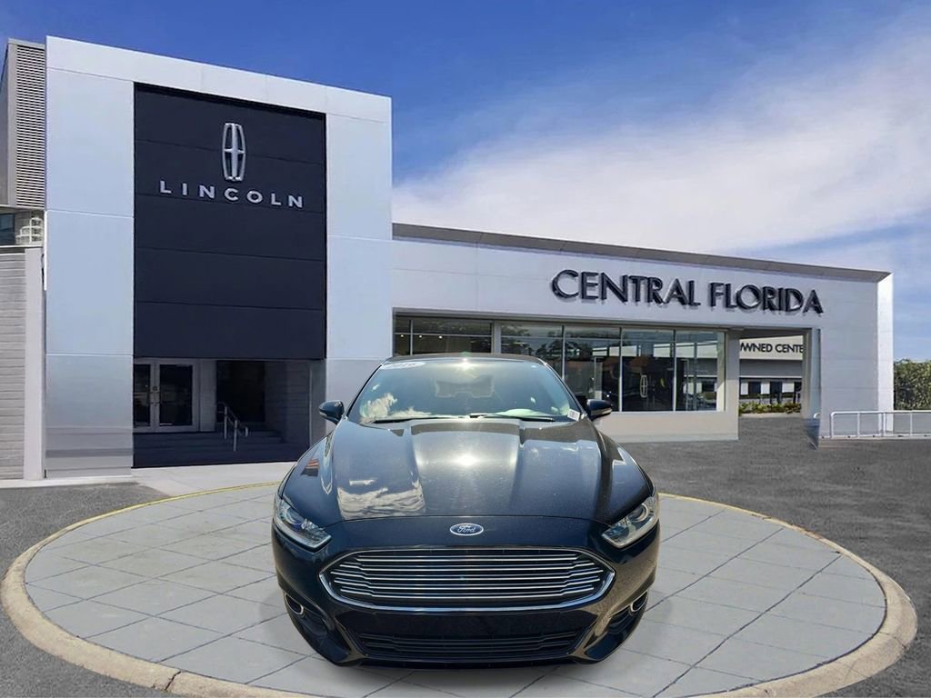 Used 2016 Ford Fusion SE w/ Equipment Group 202A FWD image 7