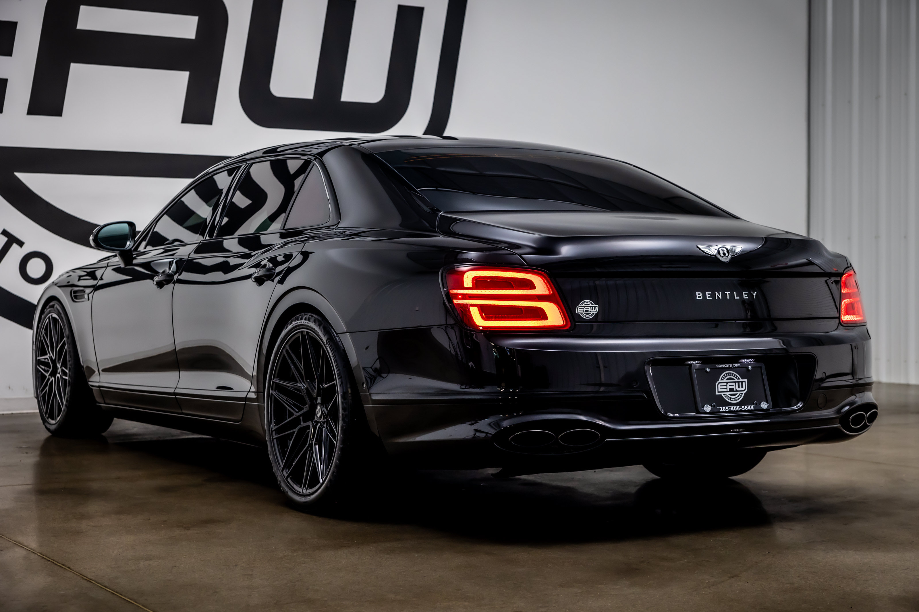 Used 2022 Bentley Flying Spur V8 AWD/4WD image 34