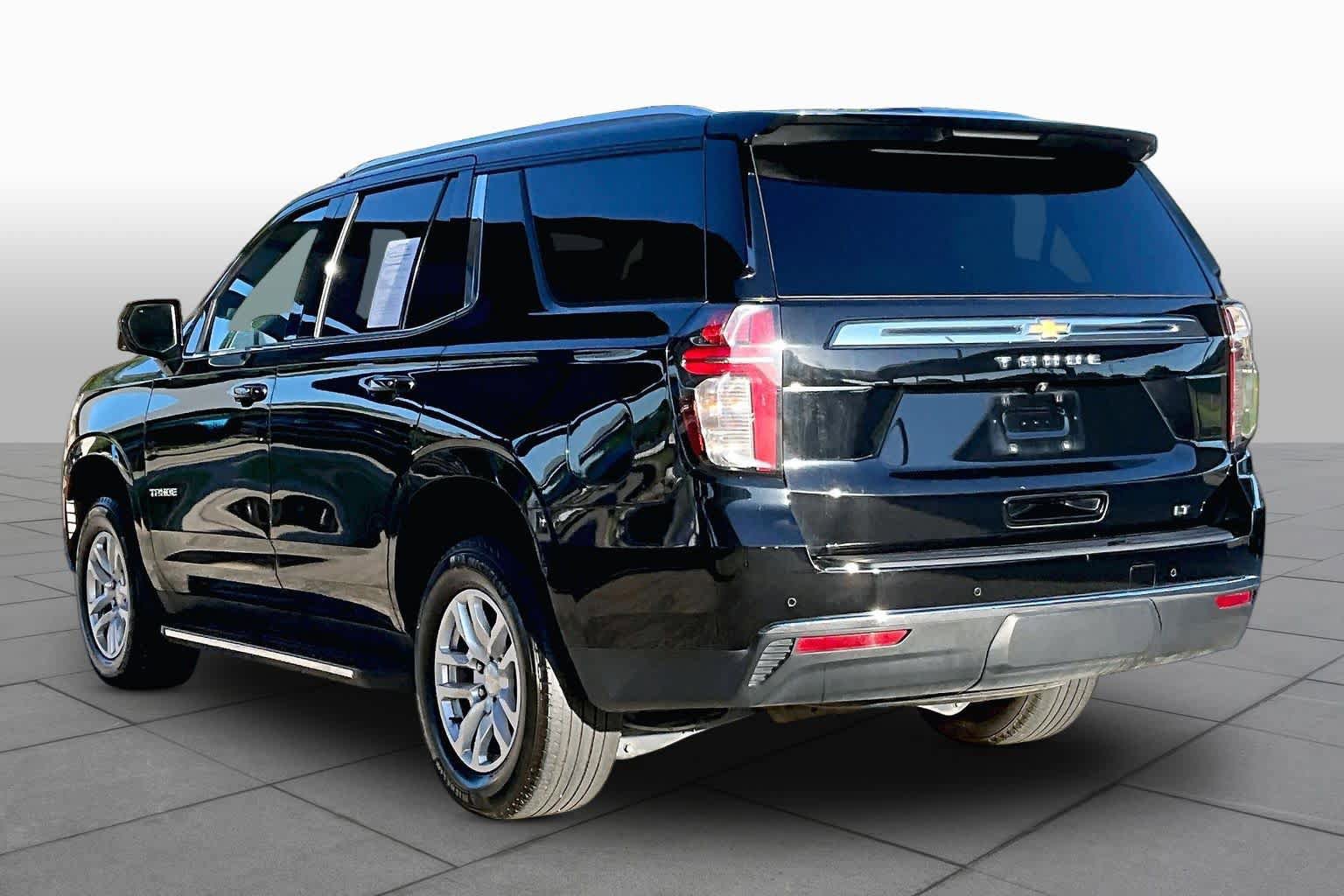 Used 2024 Chevrolet Tahoe LT w/ Luxury Package AWD/4WD image 12