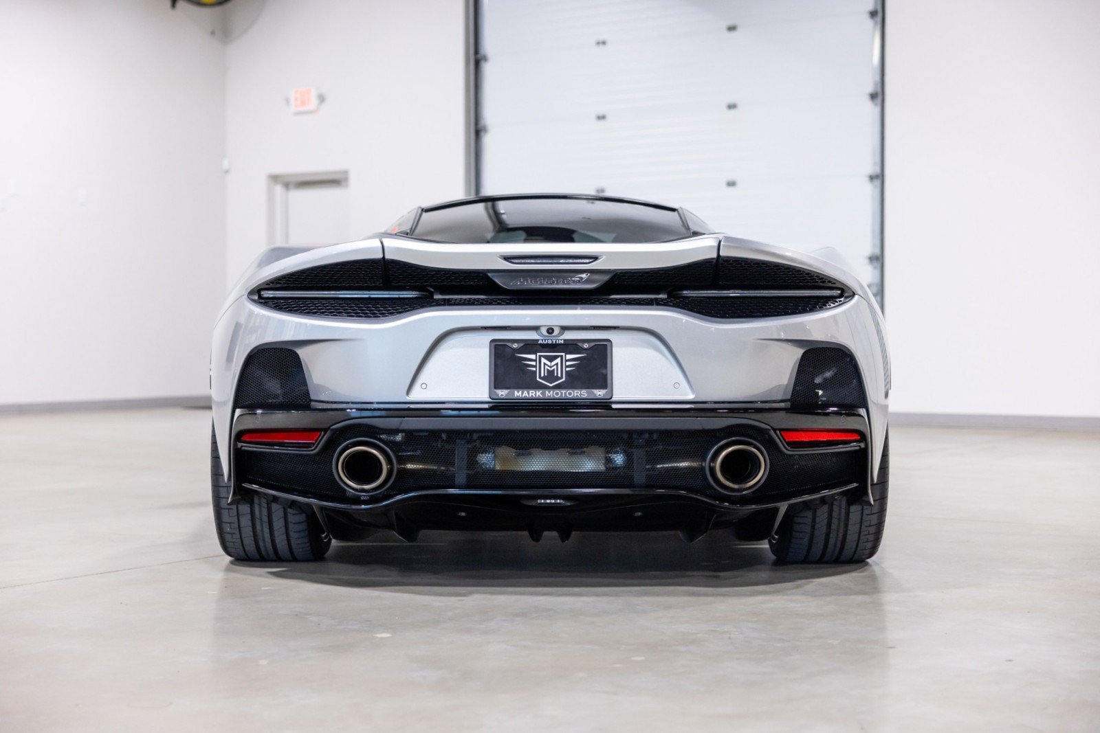 Used 2022 McLaren GT RWD image 5