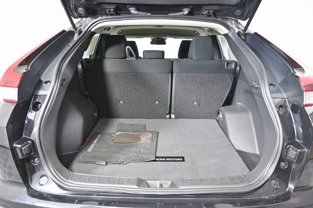 Used 2022 Mitsubishi Eclipse Cross ES image 16