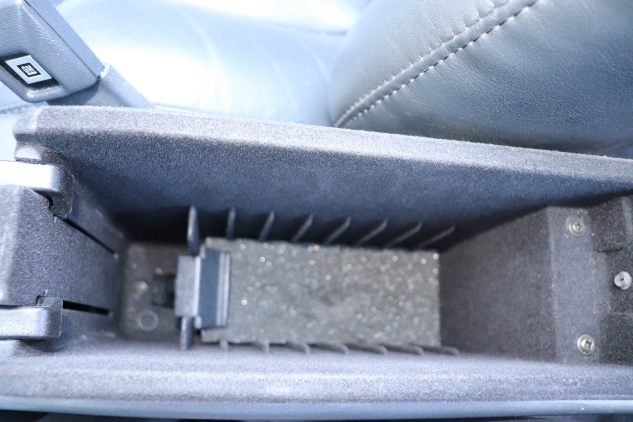 Used 1993 Oldsmobile Cutlass Supreme Convertible image 49