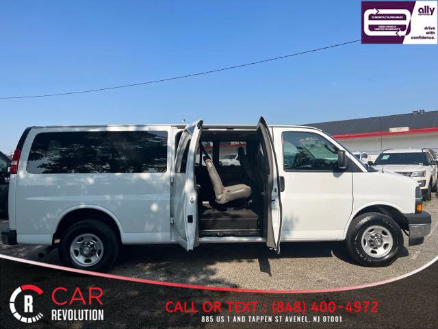 Used 2020 Chevrolet Express 3500 LT w/ LT Preferred Equipment Group image 10
