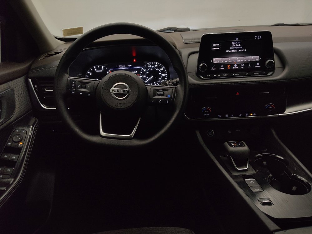 Used 2021 Nissan Rogue SV image 22