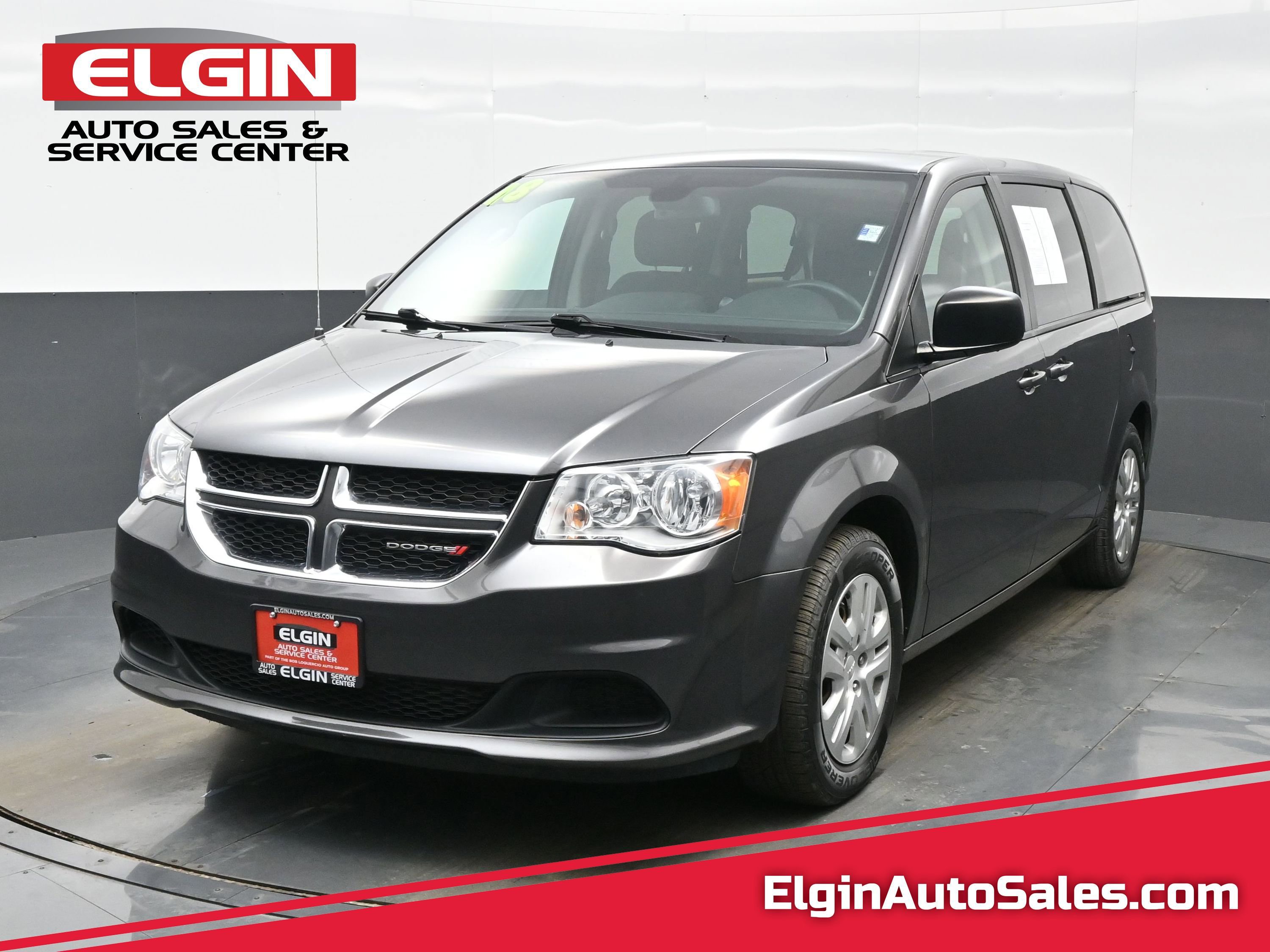 Used 2018 Dodge Grand Caravan SE w/ UConnect Hands-Free Group image 1