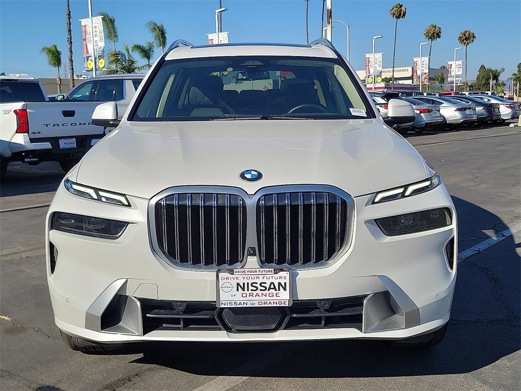 Used 2024 BMW X7 xDrive40i image 28
