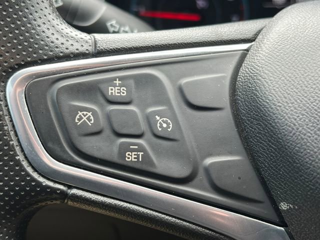 Used 2020 Chevrolet Malibu LT FWD image 18