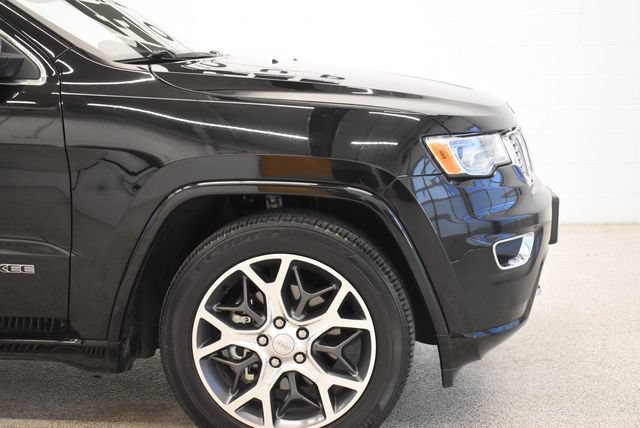 Used 2019 Jeep Grand Cherokee Overland AWD/4WD image 13