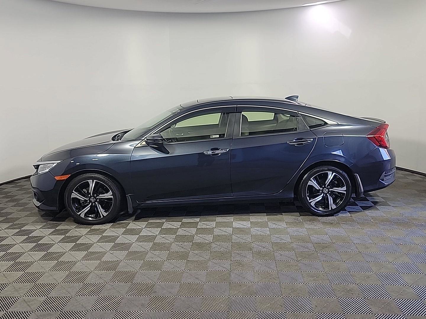 Certified 2018 Honda Civic Touring image 10