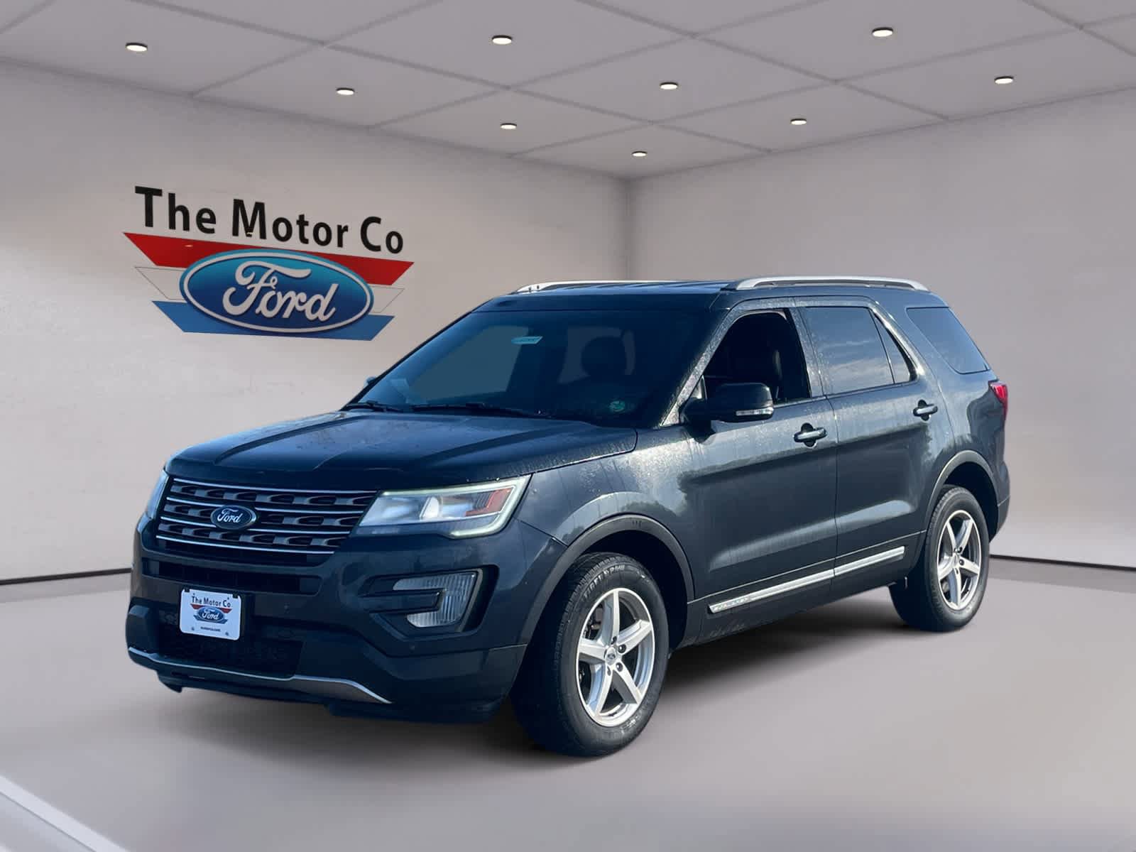 Certified 2017 Ford Explorer XLT w/ Equipment Group 202A