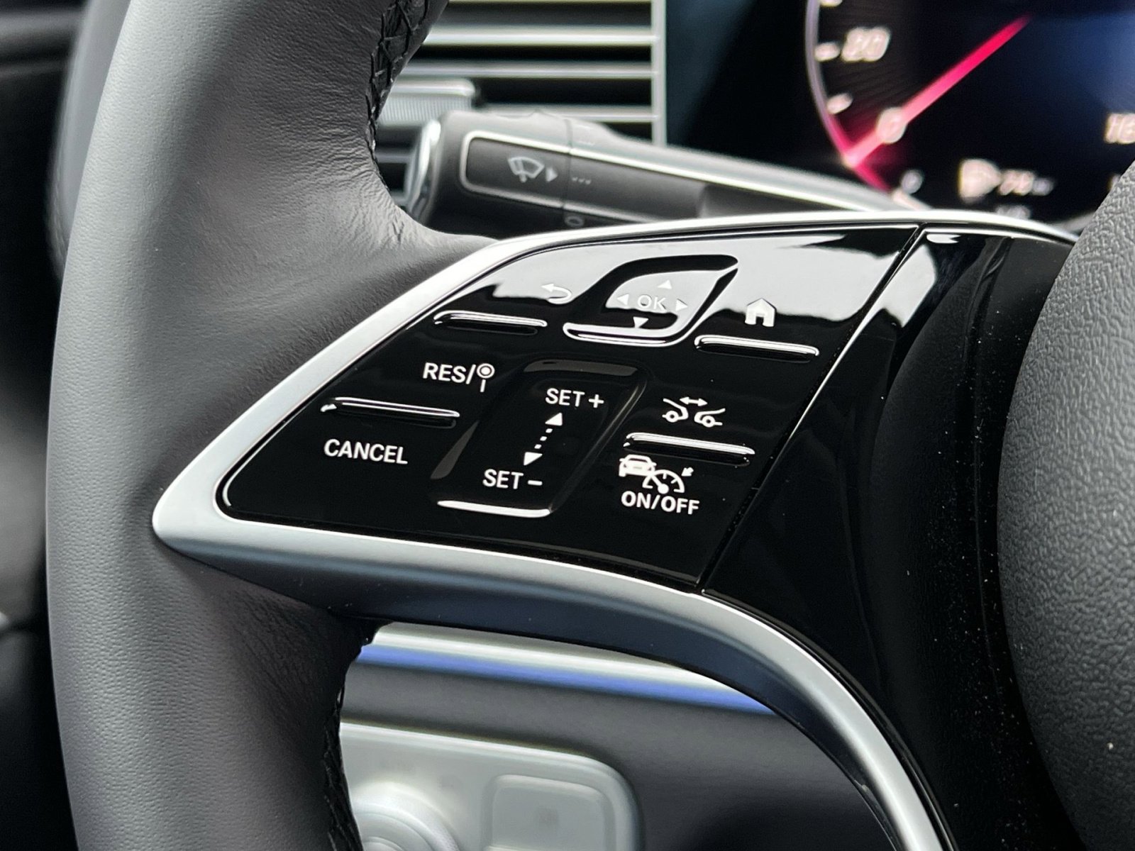 New 2026 Mercedes-Benz GLE 450 GLE 450 Coupe image 31