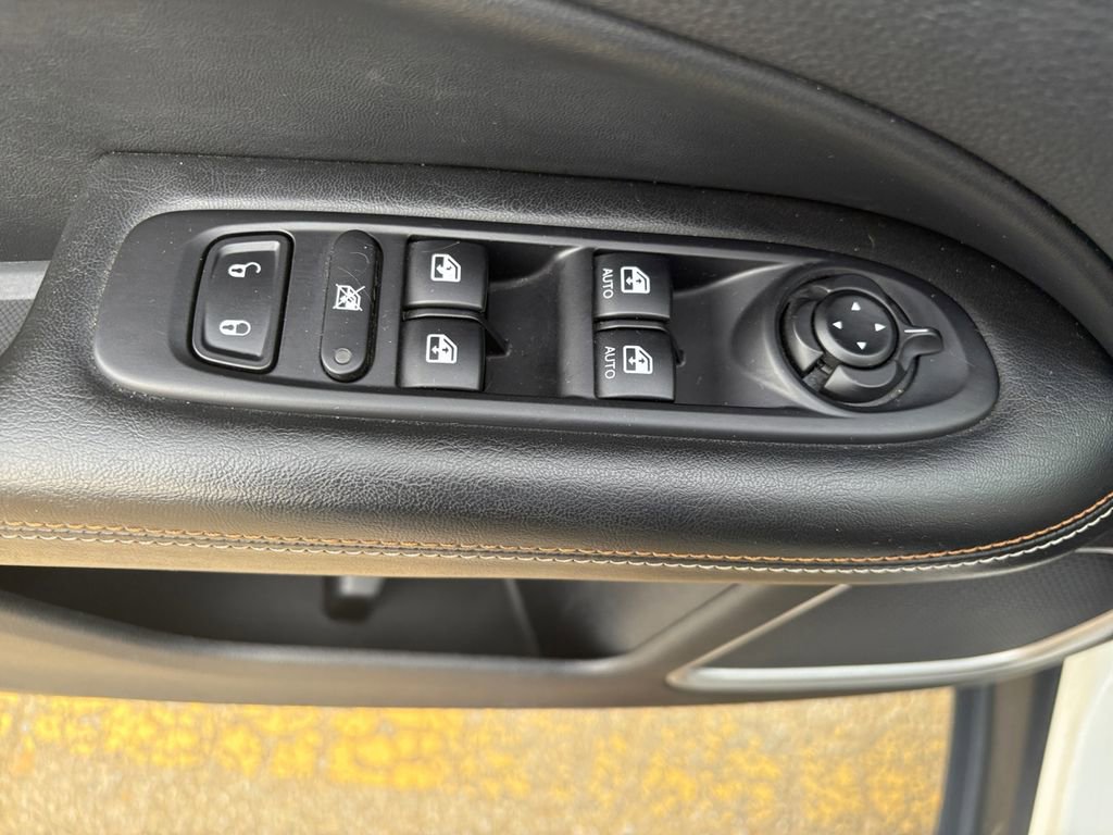 Used 2021 Jeep Compass Latitude image 12