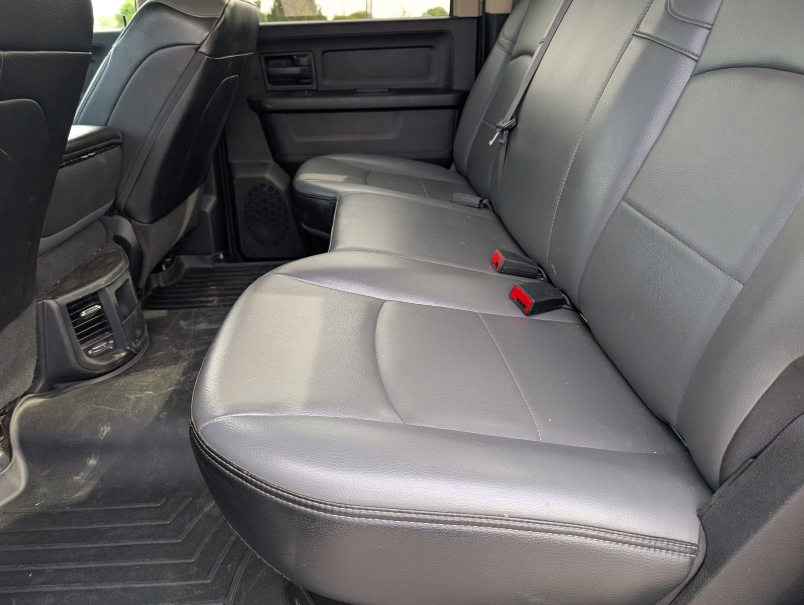 Used 2020 RAM 3500 Tradesman w/ Chrome Appearance Group image 9