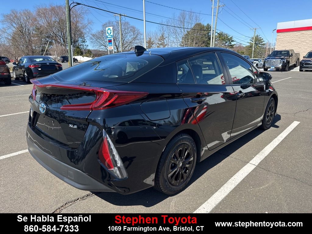 Used 2021 Toyota Prius Prime XLE image 8