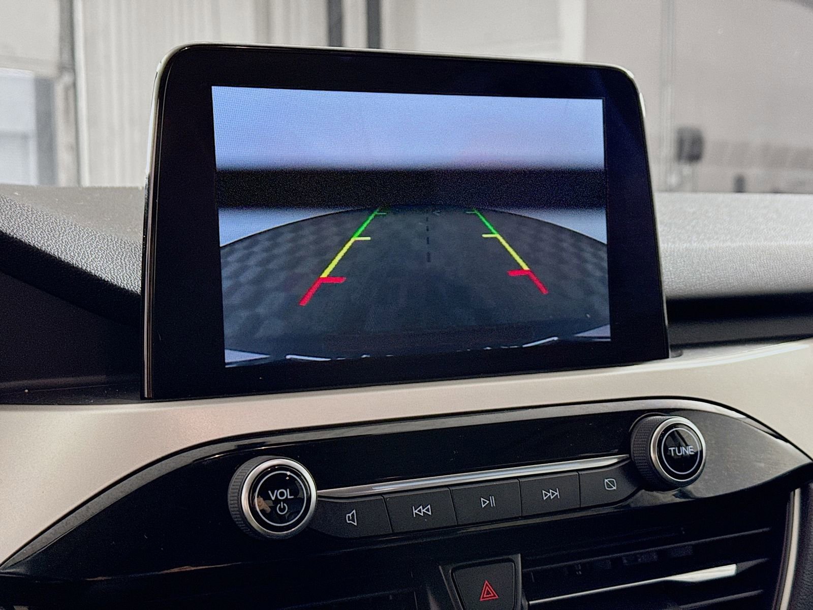 Used 2022 Ford Escape SEL w/ Technology Package image 11