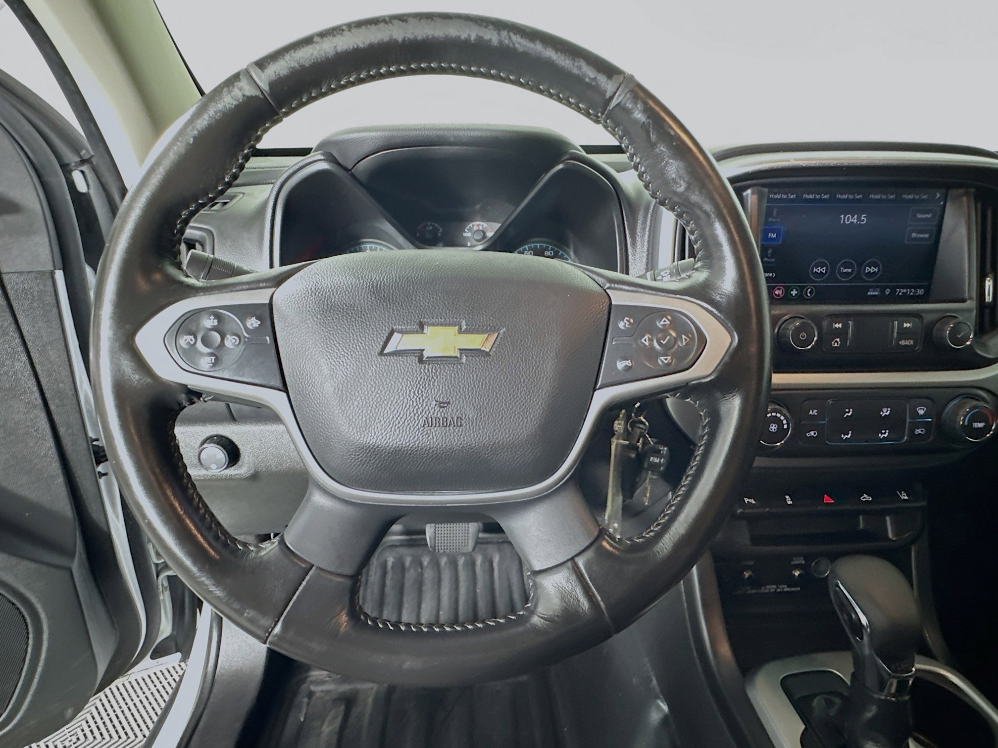 Used 2022 Chevrolet Colorado LT w/ Fleet Safety Package RWD image 15