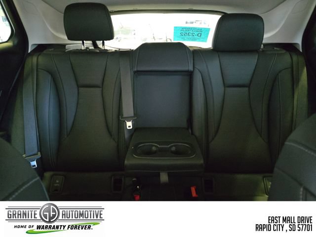 Used 2024 Buick Envision Preferred AWD/4WD image 39