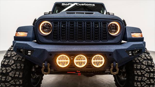 Used 2025 Jeep Gladiator Sport AWD/4WD image 45