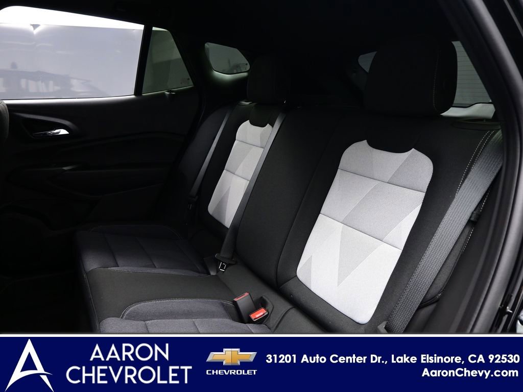 New 2026 Chevrolet Trax RS w/ Sunroof Package FWD image 14