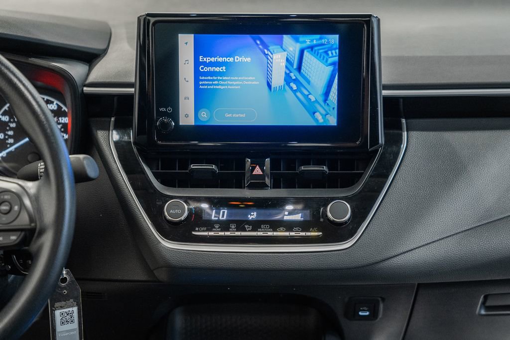 Used 2025 Toyota Corolla LE image 17