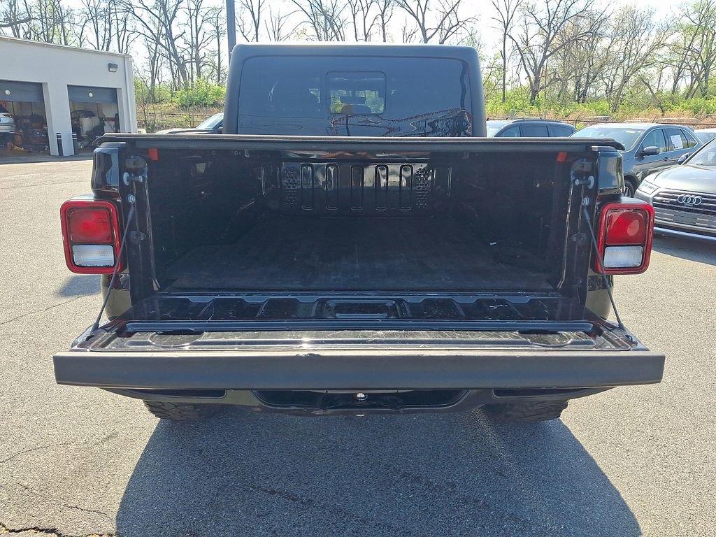 Used 2022 Jeep Gladiator Mojave AWD/4WD image 31