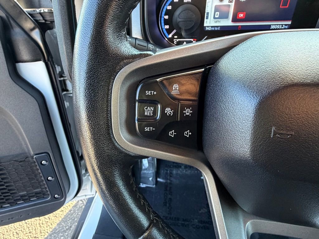 Used 2023 Ford Bronco Wildtrak image 22