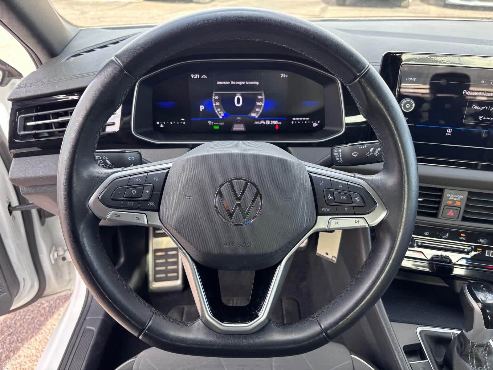 Used 2025 Volkswagen Jetta Sport FWD image 17