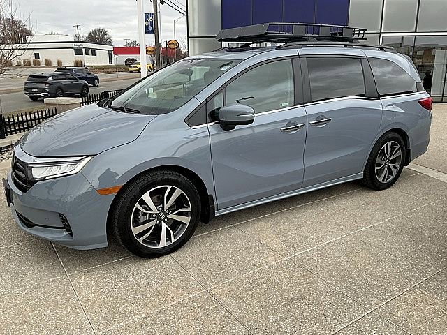 Used 2023 Honda Odyssey Touring image 11