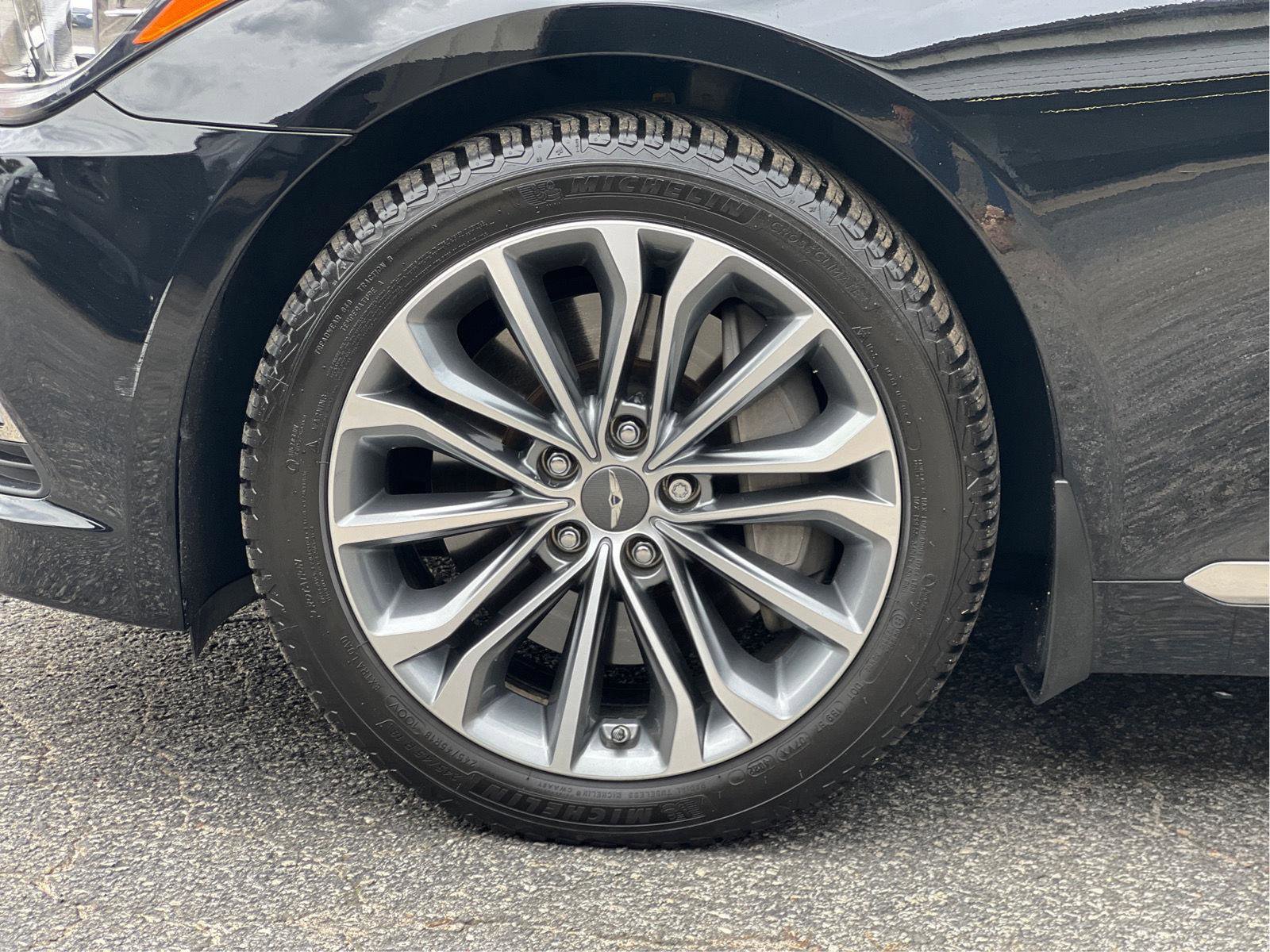 Used 2016 Hyundai Genesis 3.8 RWD image 28