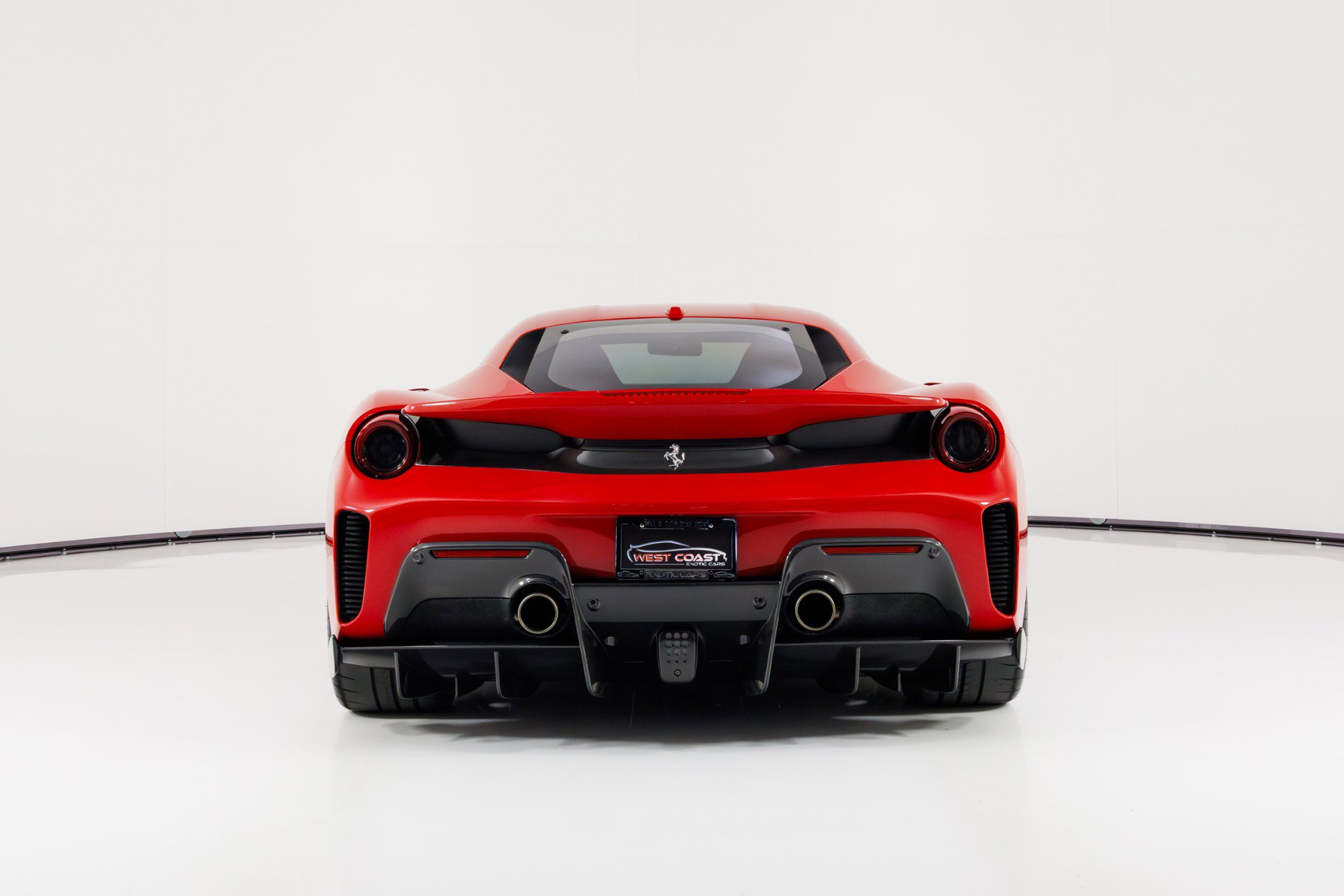 Used 2019 Ferrari 488 Pista image 4