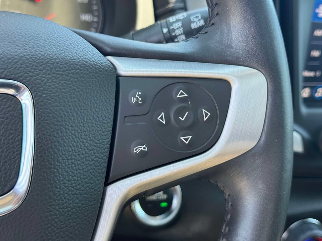 Used 2022 GMC Terrain SLT w/ Infotainment Package II AWD/4WD image 21