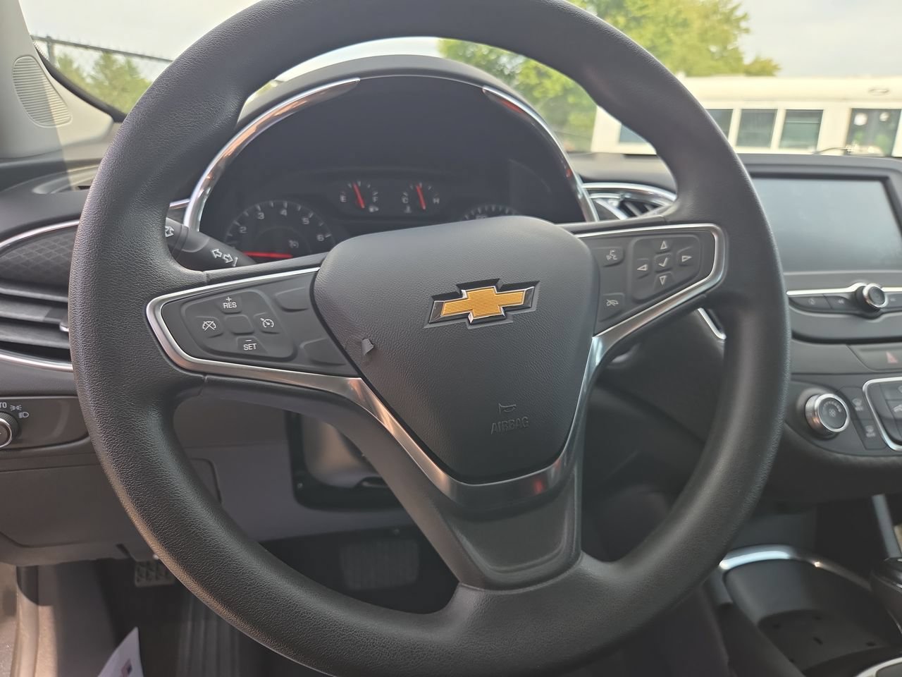 Used 2018 Chevrolet Malibu LT FWD image 22