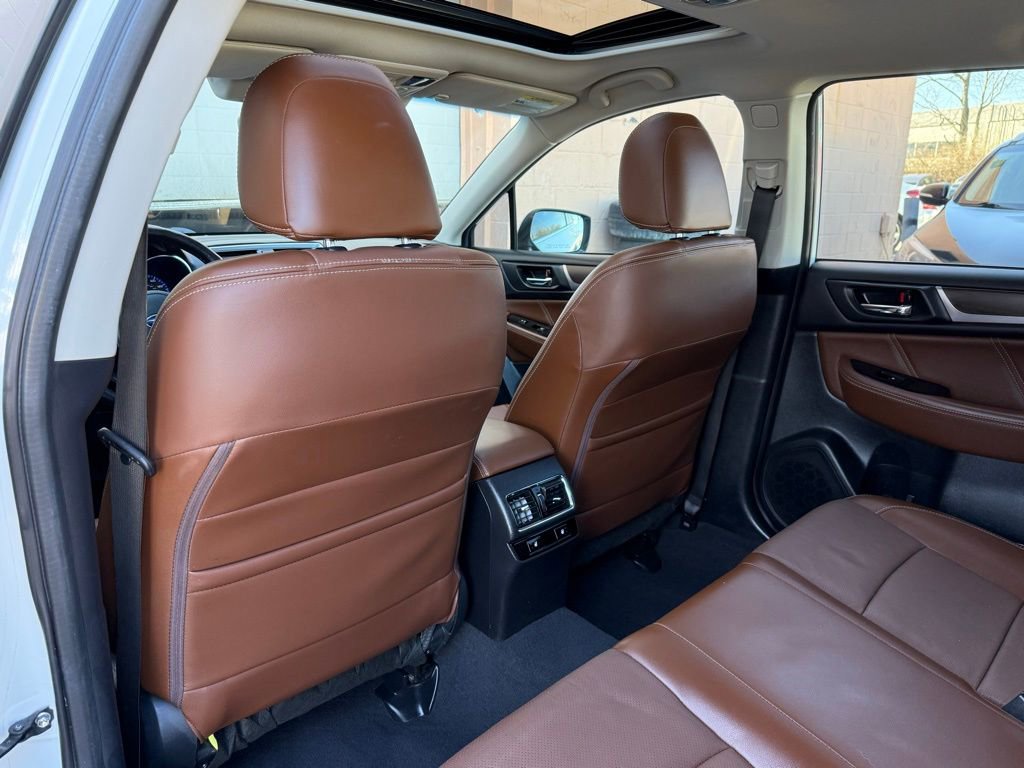 Used 2017 Subaru Outback 3.6R Touring w/ Popular Package #5A image 13