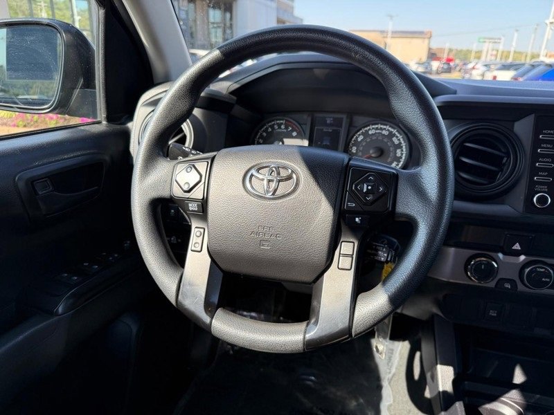 Used 2021 Toyota Tacoma SR image 12