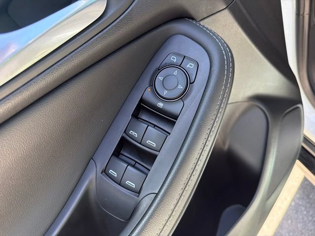 Used 2024 Buick Encore GX Sport Touring AWD/4WD image 19