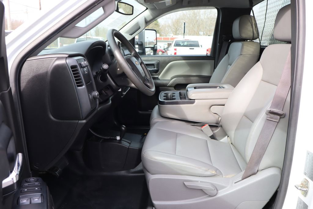 Used 2017 Chevrolet Silverado 3500 W/T w/ WT Convenience Package image 4